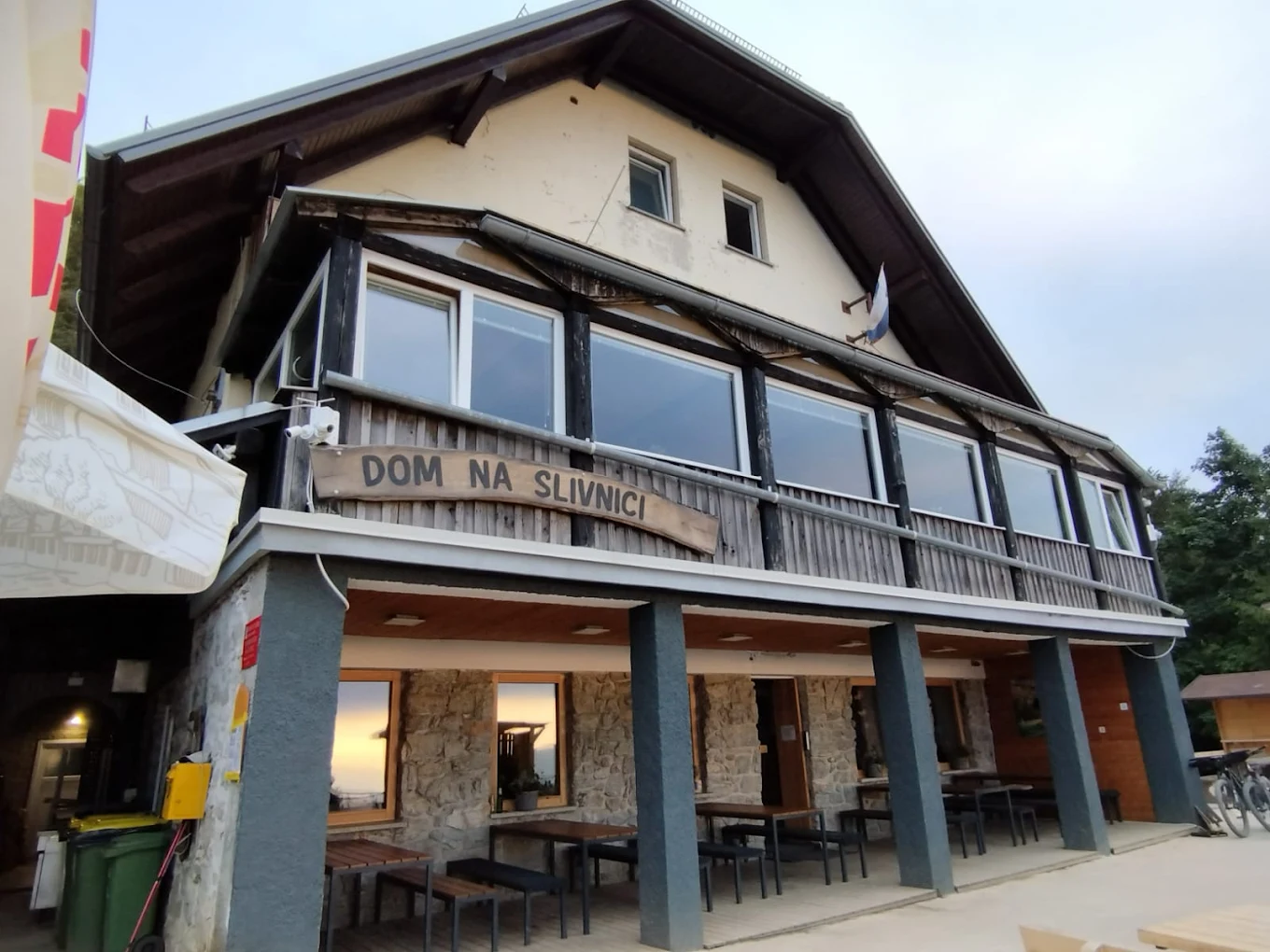 Dom na Slivnici od zunaj